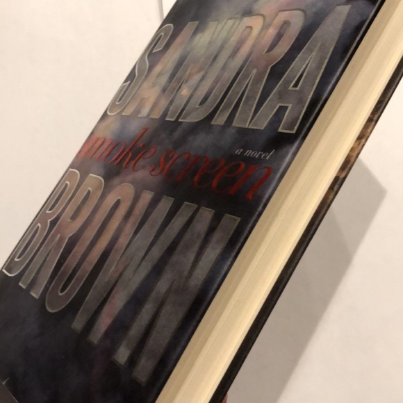⭐️3 for $15⭐️ Hardcover | Smoke Screen by Sandra Brown - Picture 3 of 4